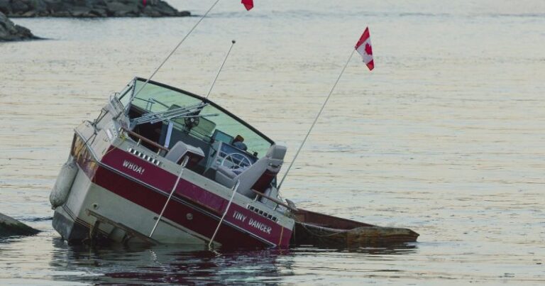 New Boat Disaster: Couple’s First Trip Turns Sour – Couple Buys Brand-New Boat. It Sinks On Its First Trip Out