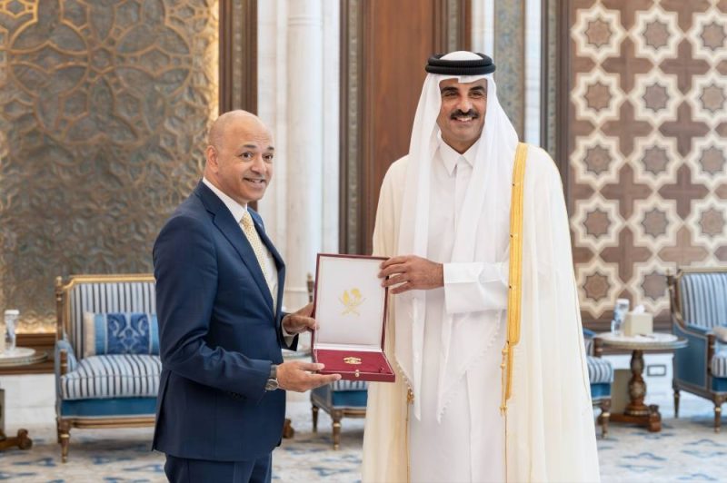 Qatar’s Amir Bids Farewell to Four Diplomats – Amir Receives Four Ambassadors Ending Their Tenure In Qatar Amir receives four ambassadors ending their tenure in Qatar - Qatar's Amir Bids Farewell to Four Diplomats - Amir Receives Four Ambassadors En...